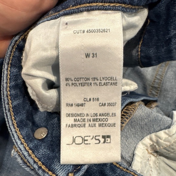 Women's Blue Jeans - Picture 3 of 3